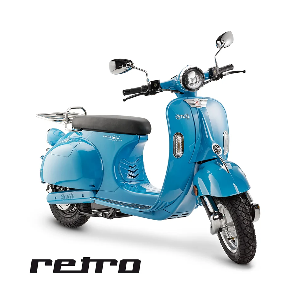 Elektroroller im Vespa Design, retro